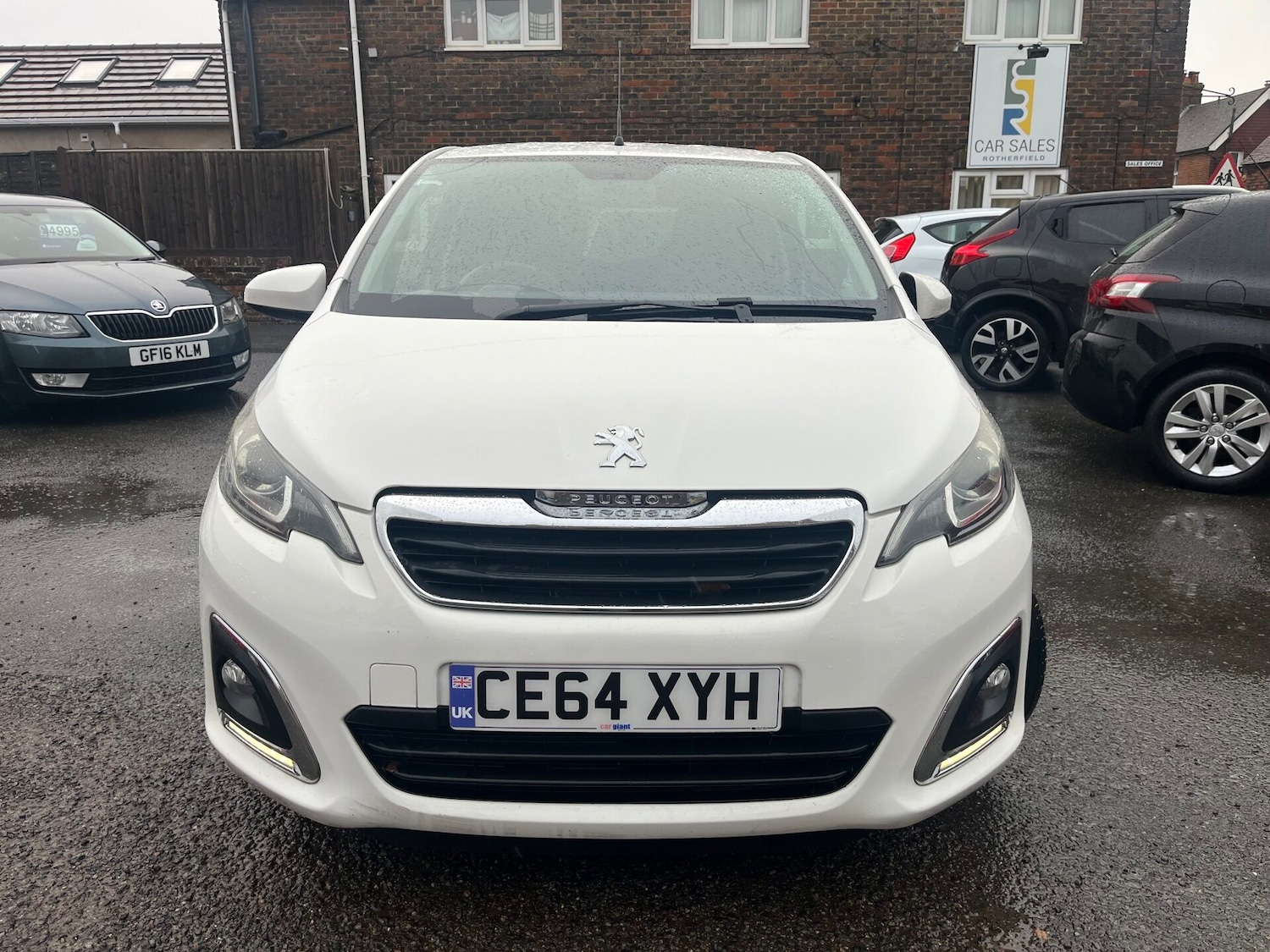 Used Peugeot 108 2014 for sale - 76809253: Photo 2