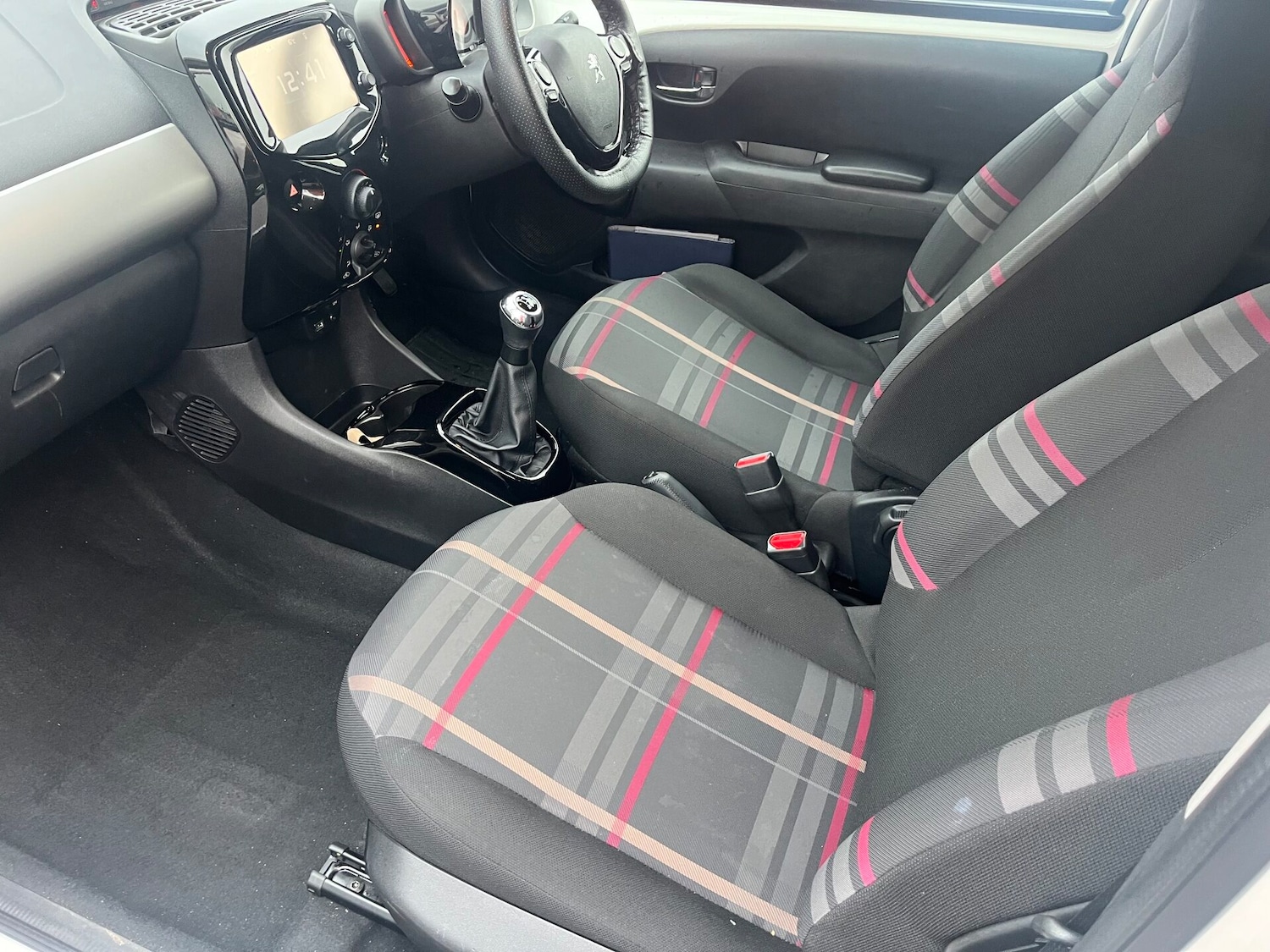 Used Peugeot 108 2014 for sale - 76809253: Photo 7