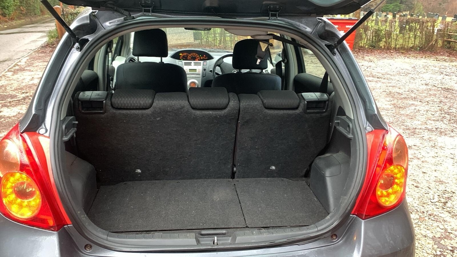 Used Toyota Yaris 2007 for sale - 77148012: Photo 9