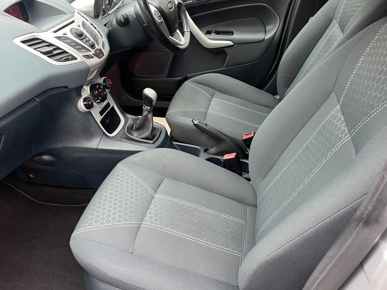 Used Ford Fiesta 2011 for sale - 77864732: Photo 11