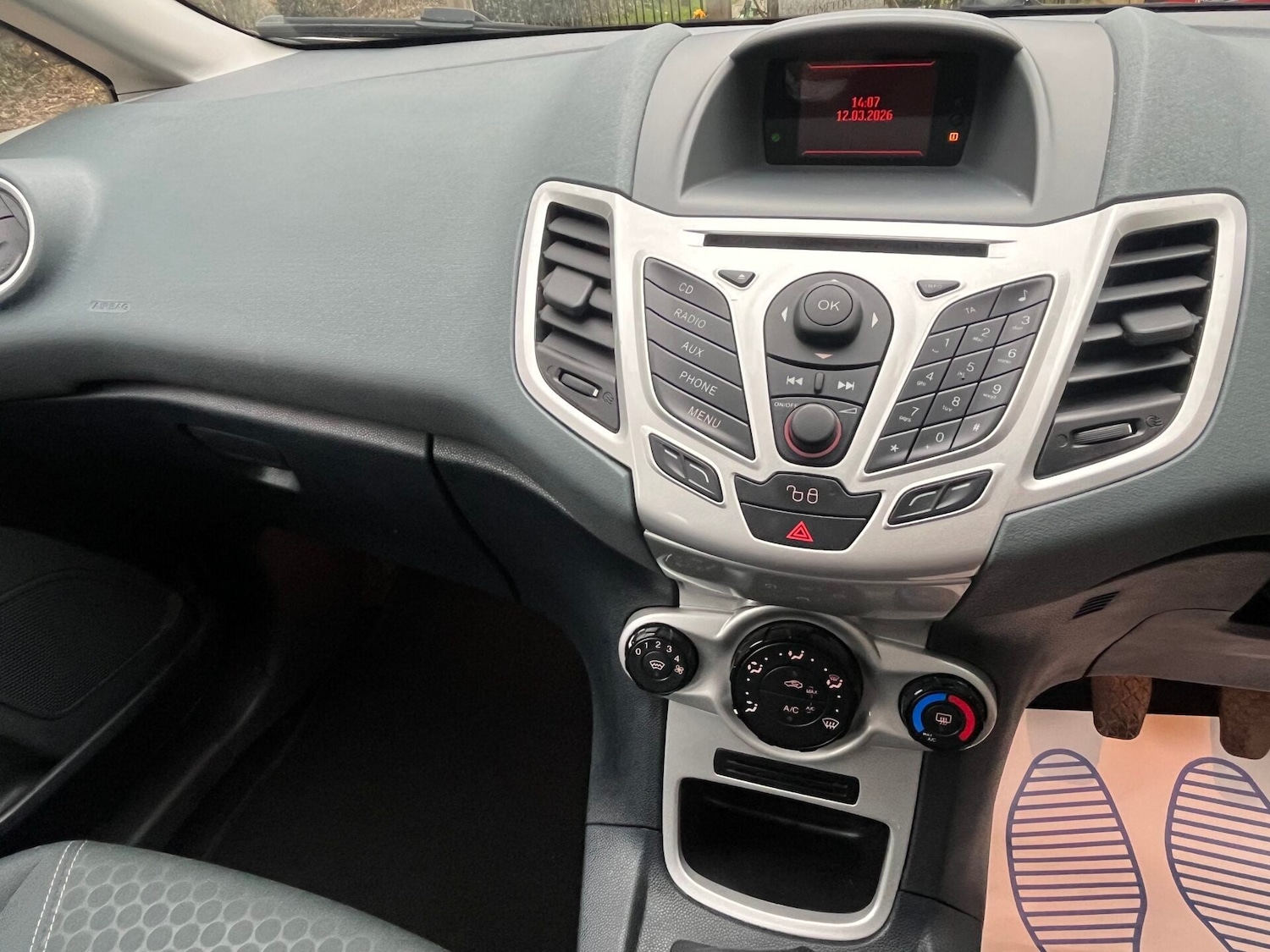 Used Ford Fiesta 2011 for sale - 77864732: Photo 15