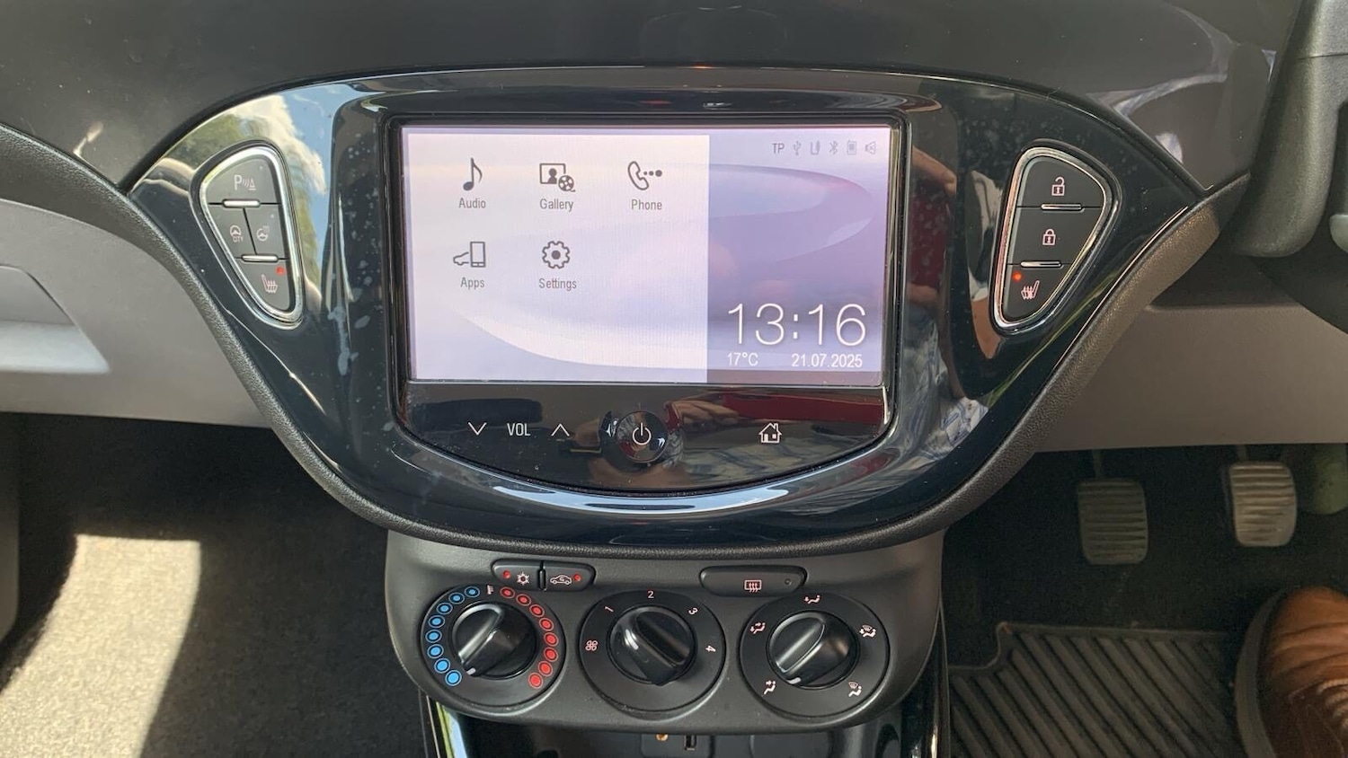 Used Vauxhall Corsa 2015 for sale - 76551726: Photo 8