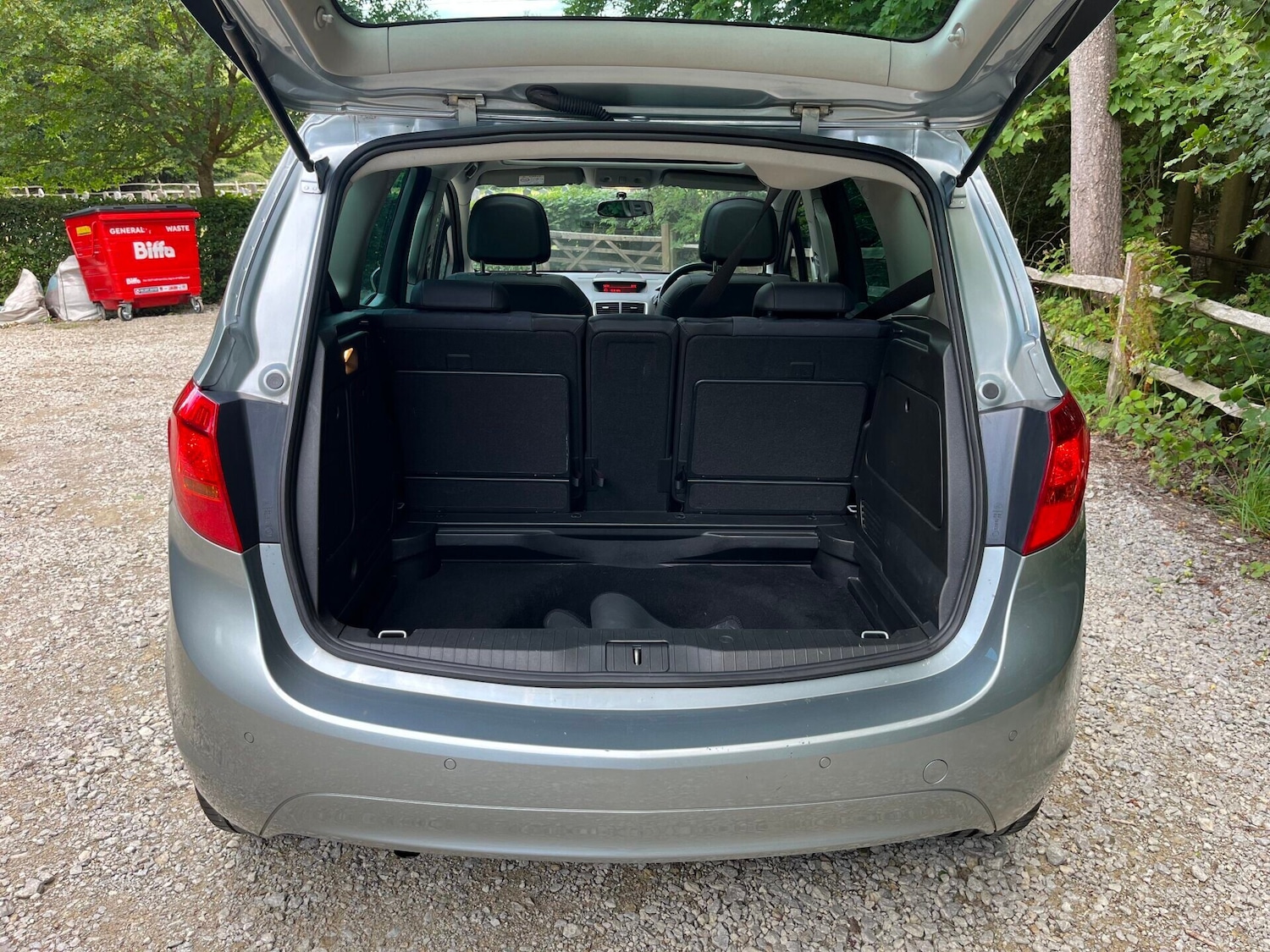 Vehicle 21