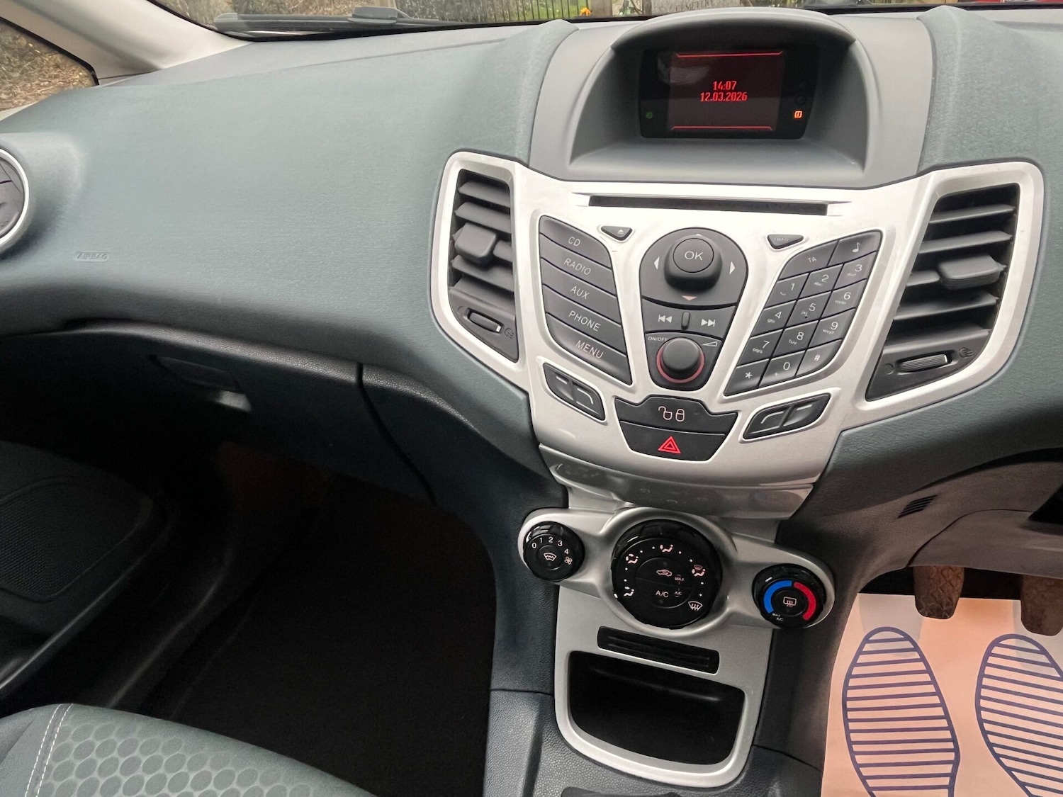 Used Ford Fiesta 2011 for sale - 77945557: Photo 15