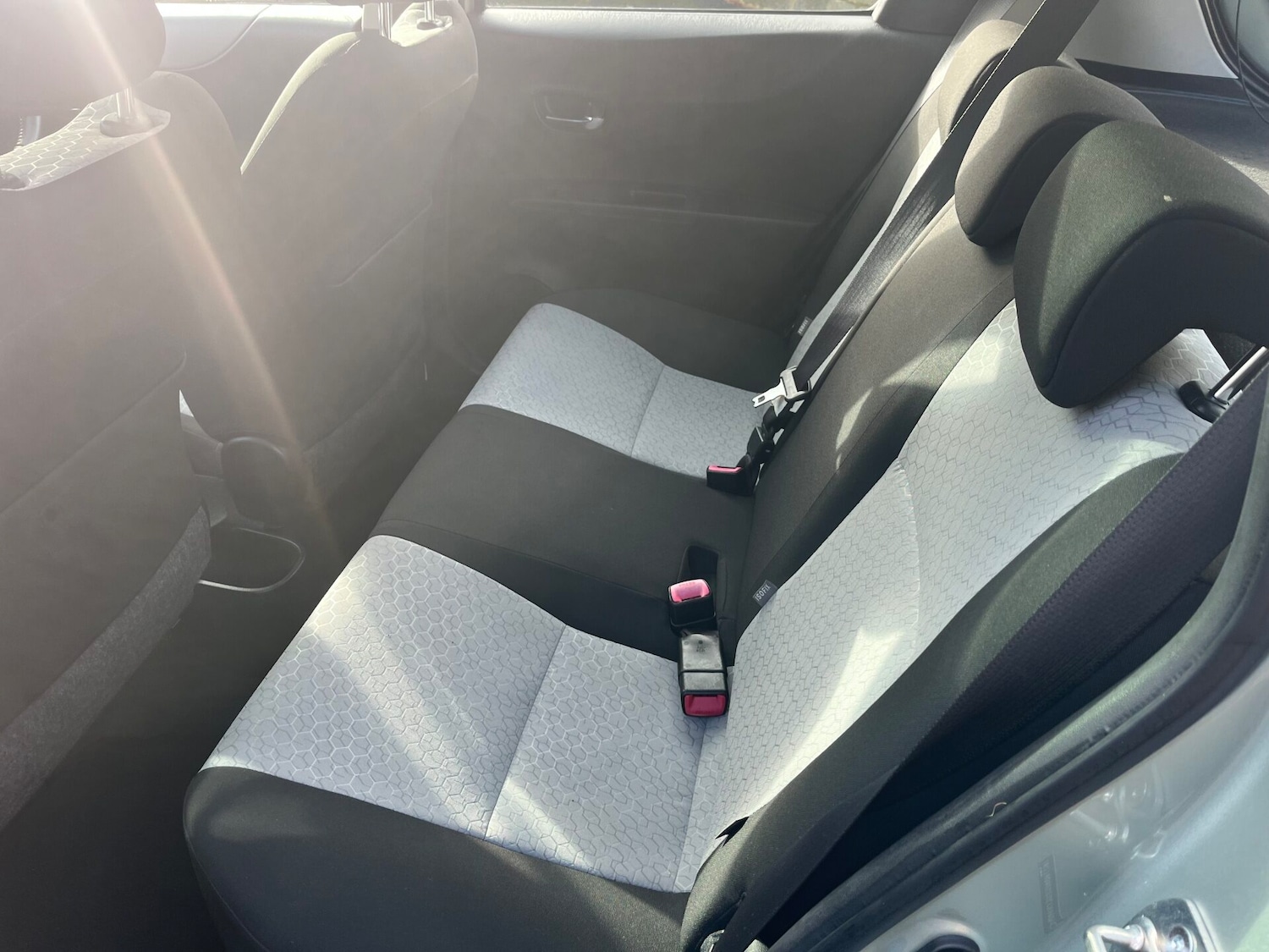 Used Toyota Yaris 2012 for sale - 77226195: Photo 10