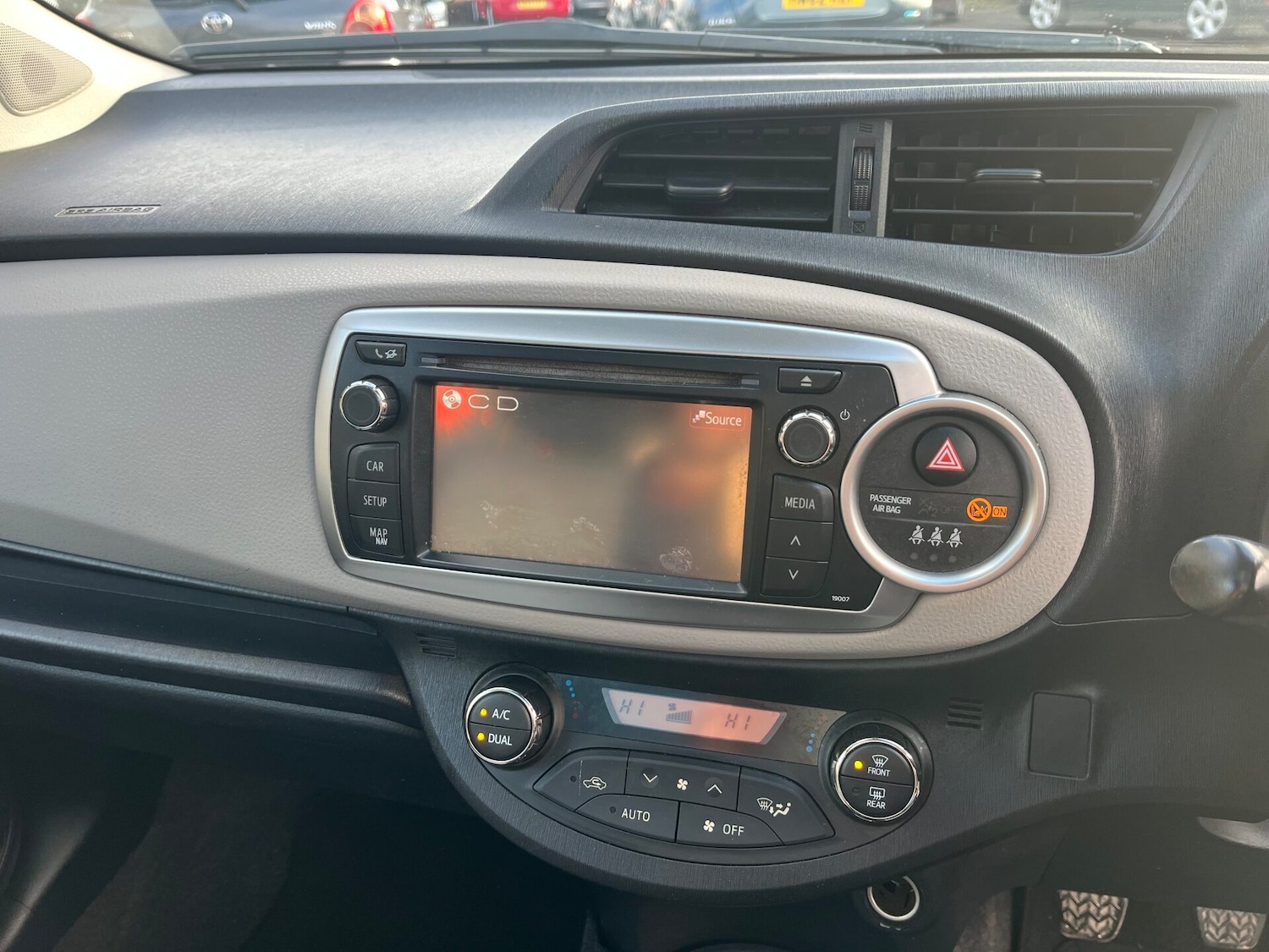 Used Toyota Yaris 2012 for sale - 77226195: Photo 12