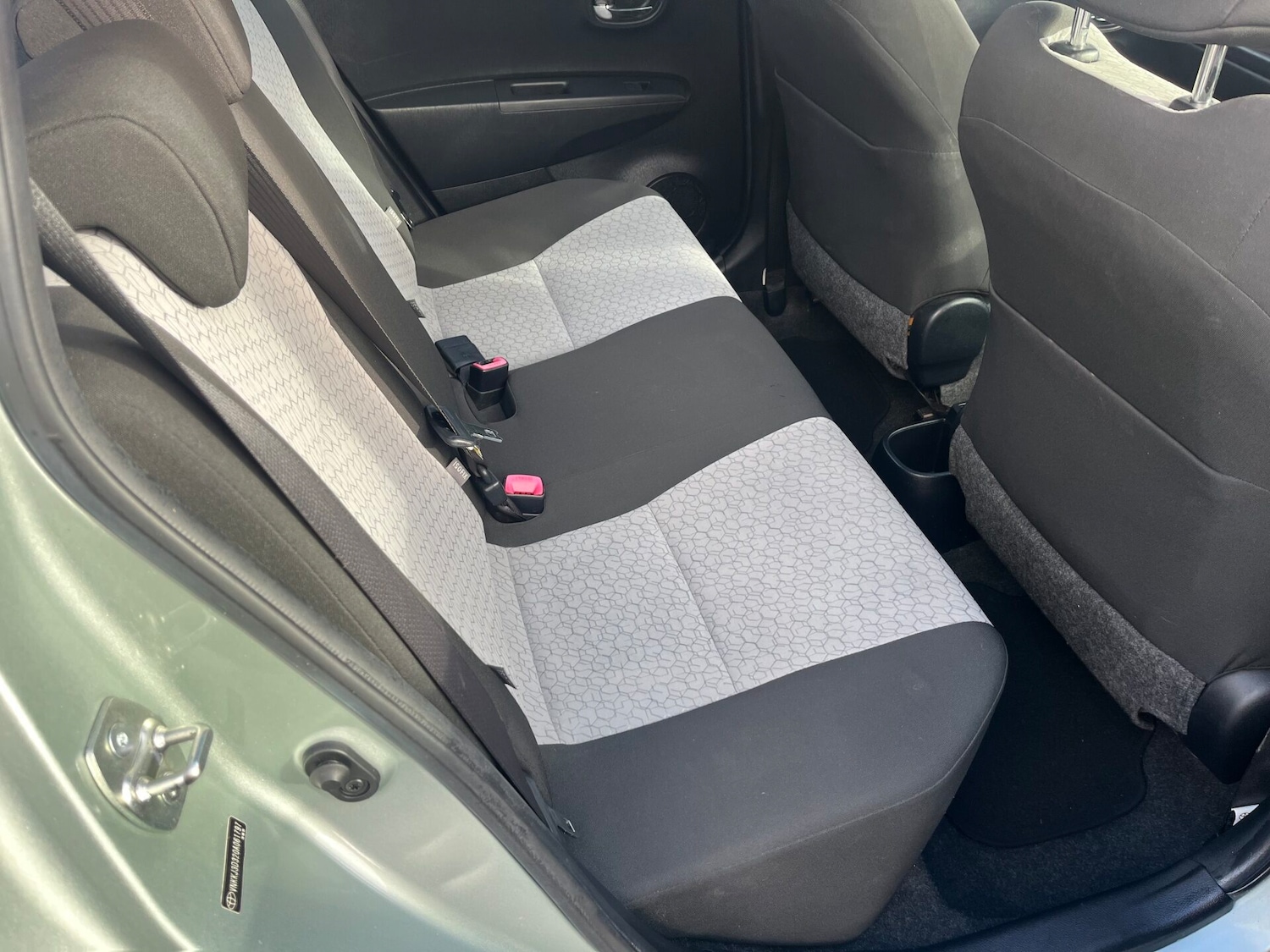 Used Toyota Yaris 2012 for sale - 77226195: Photo 9