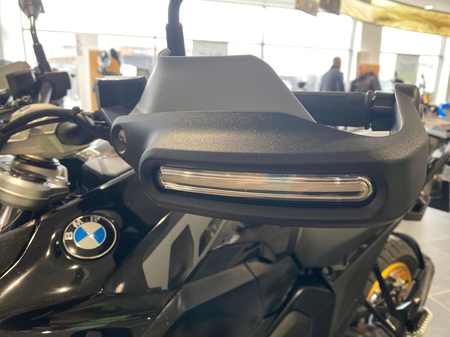 BMW R1300