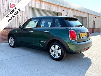 Used MINI Hatch 2018 for sale - 79462639: Photo