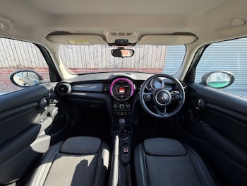 Used MINI Hatch 2018 for sale - 79462639: Photo