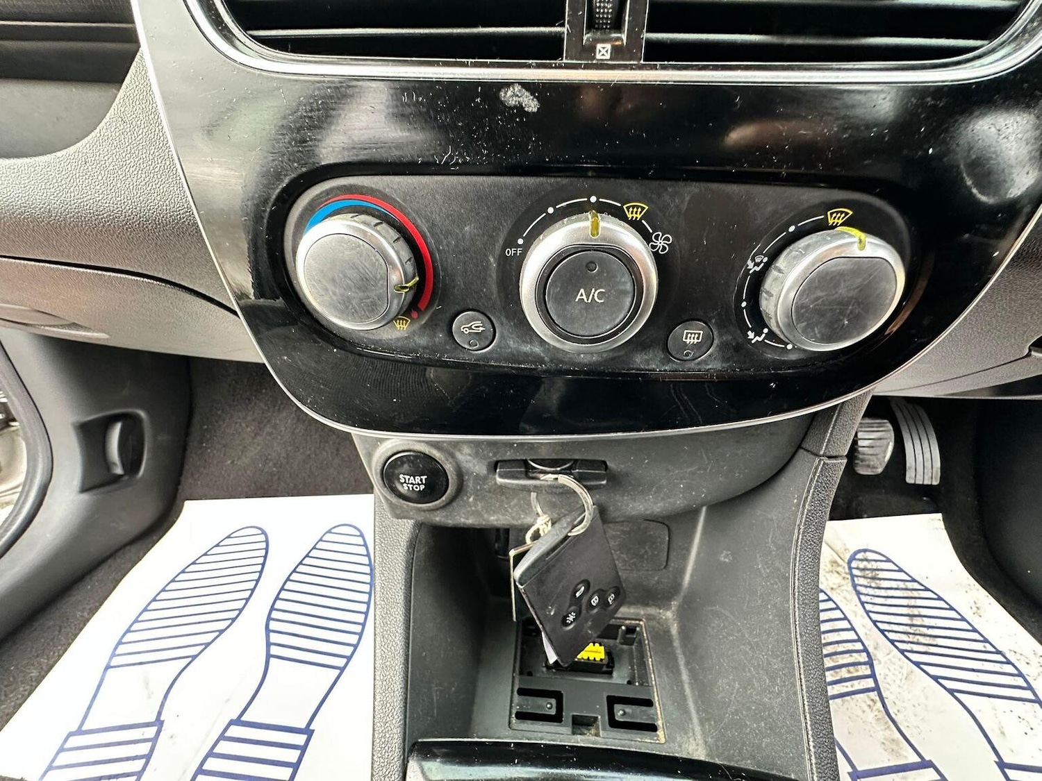 Used Renault Clio 2017 for sale - 77173139: Photo 15