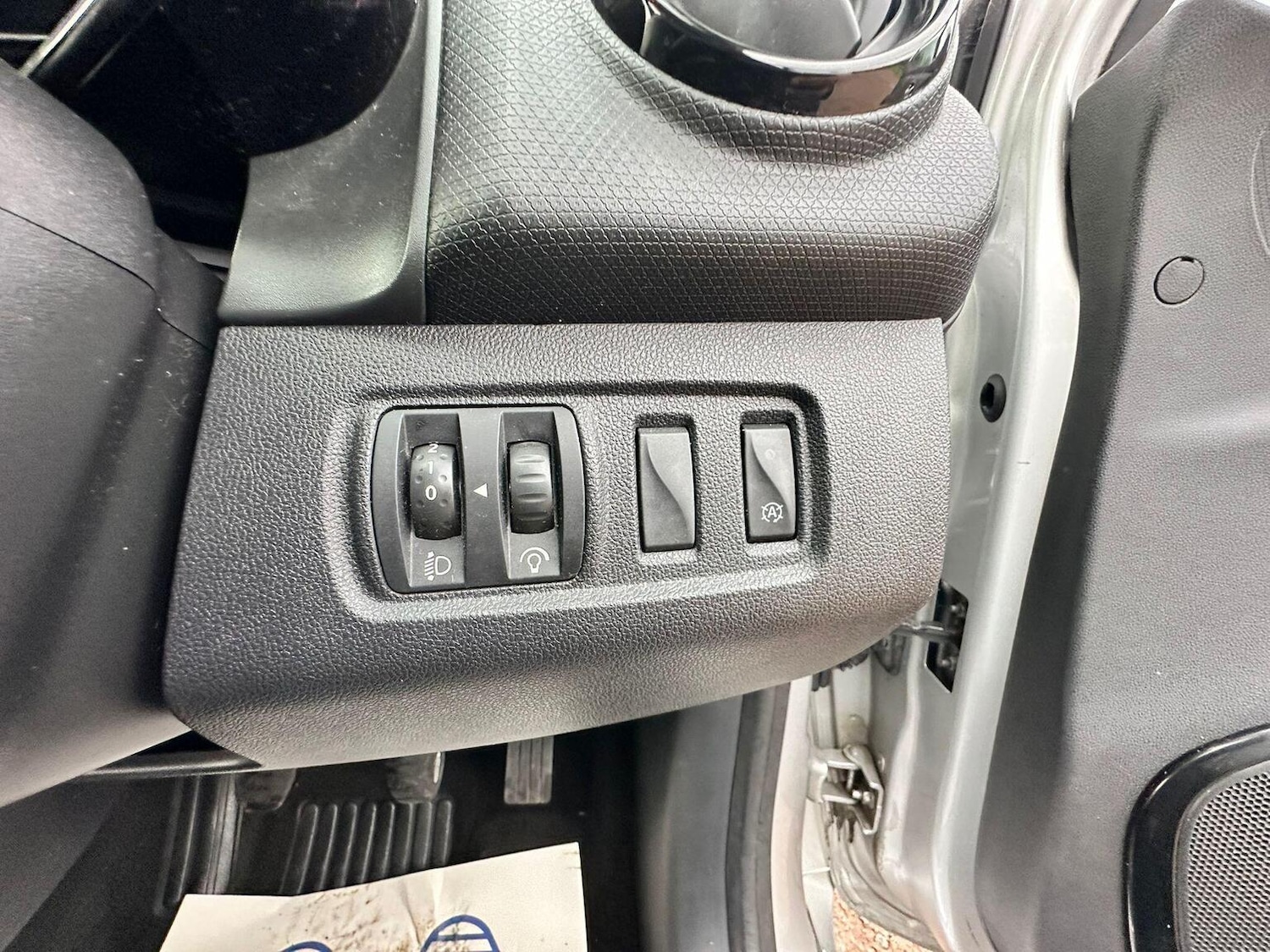 Used Renault Clio 2017 for sale - 77173139: Photo 24