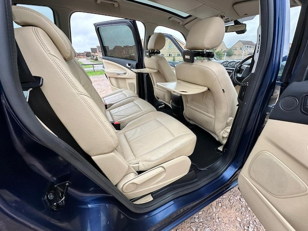 Used Ford Galaxy 2011 for sale - 76262991: Photo 23