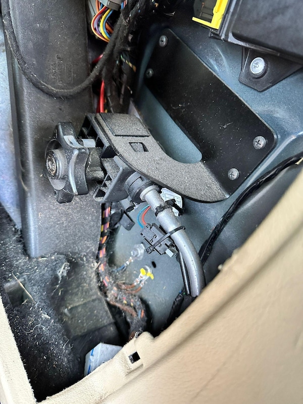 Used Ford Galaxy 2011 for sale - 76262991: Photo 27