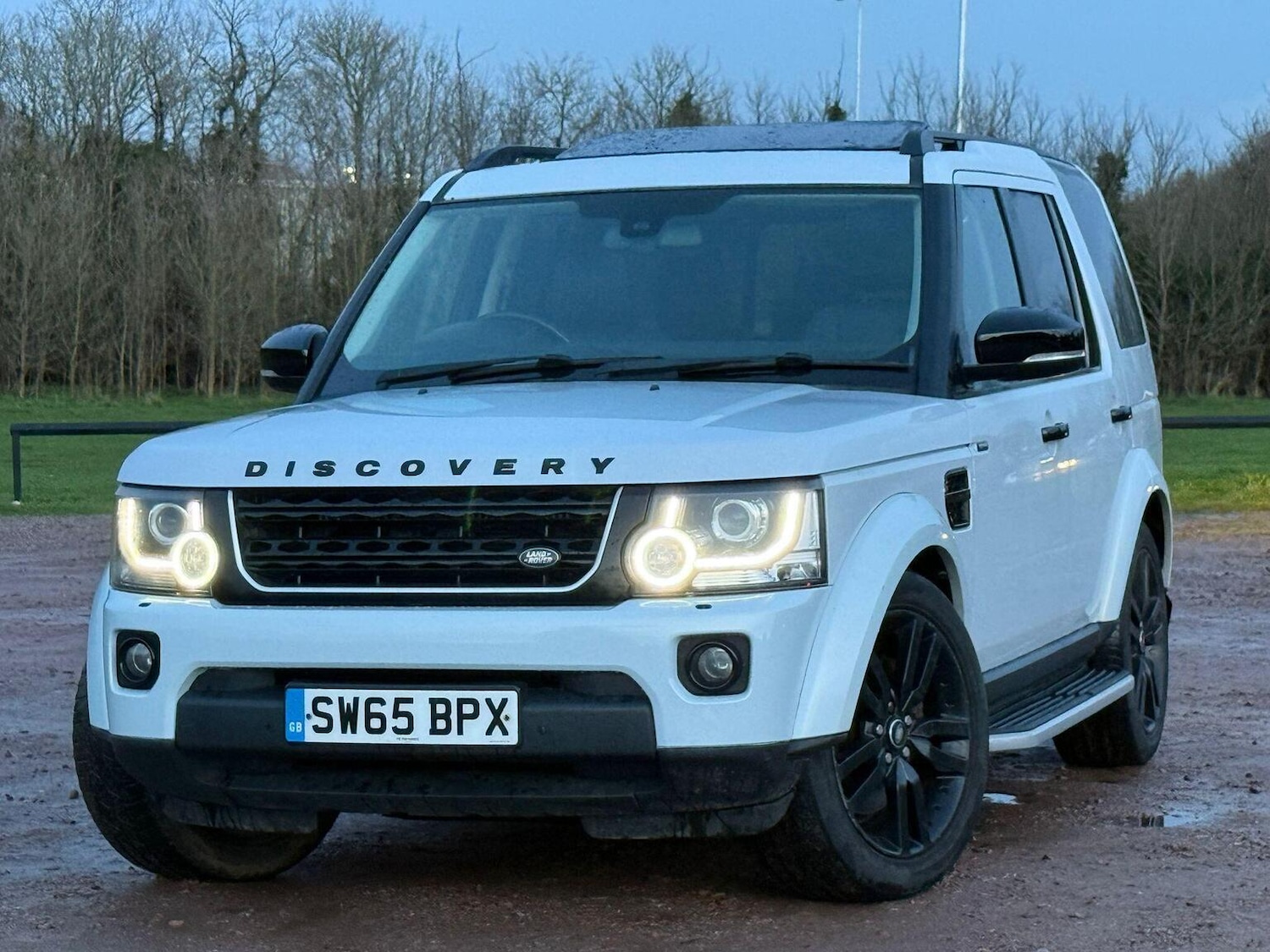 Used Land Rover Discovery 2015 for sale - 77385221: Photo 2
