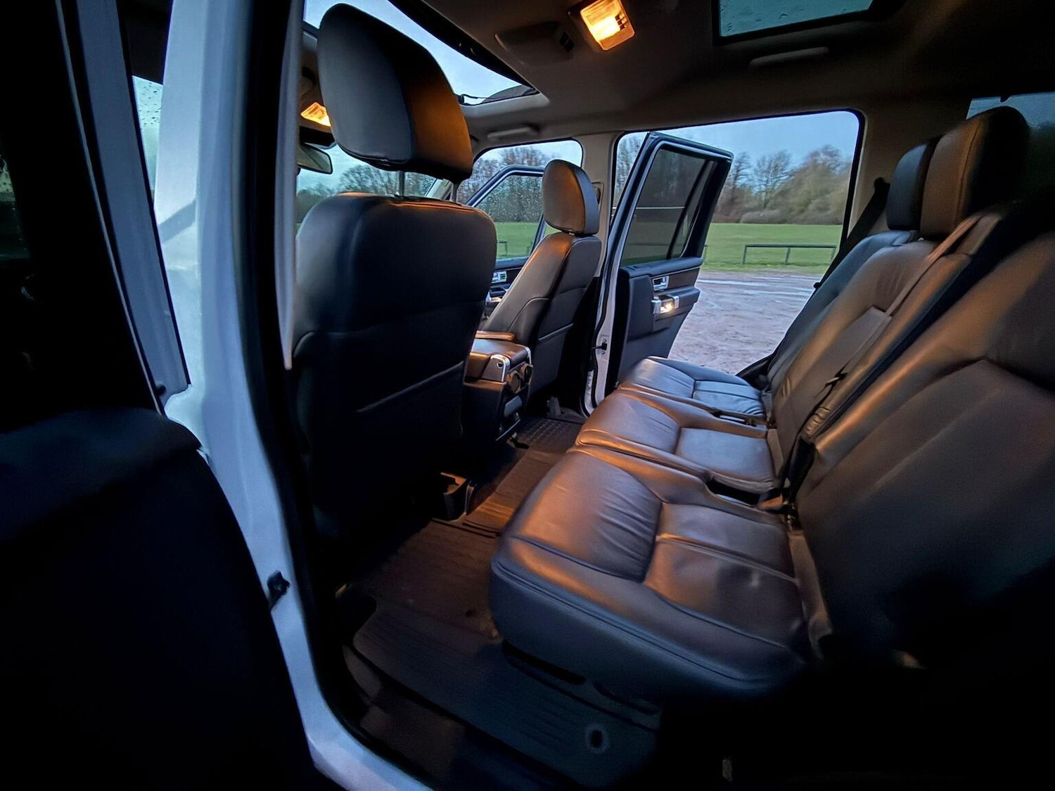 Used Land Rover Discovery 2015 for sale - 77385221: Photo 20