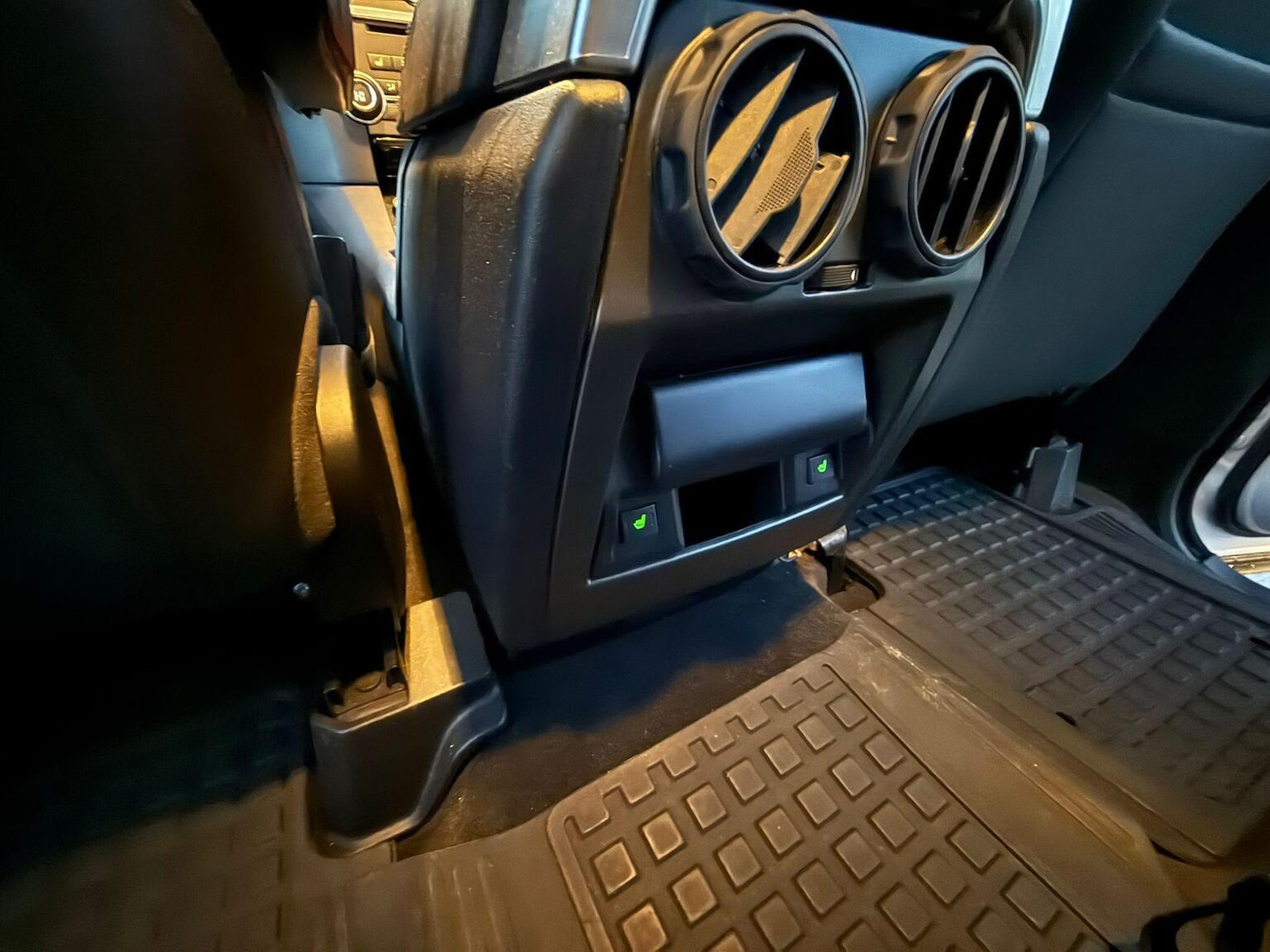 Used Land Rover Discovery 2015 for sale - 77385221: Photo 35