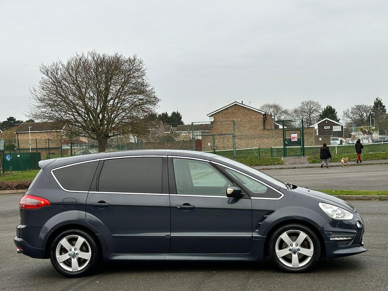 Used Ford S-Max 2011 for sale - 77357373: Photo 12
