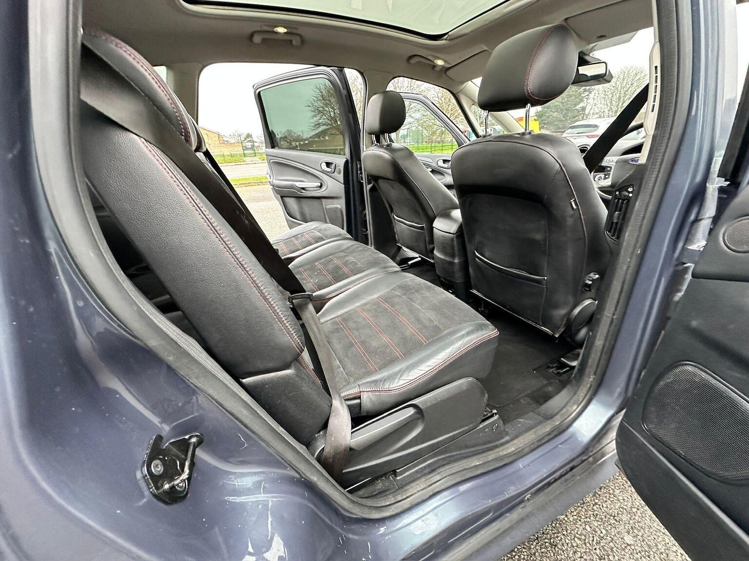 Used Ford S-Max 2011 for sale - 77357373: Photo 23