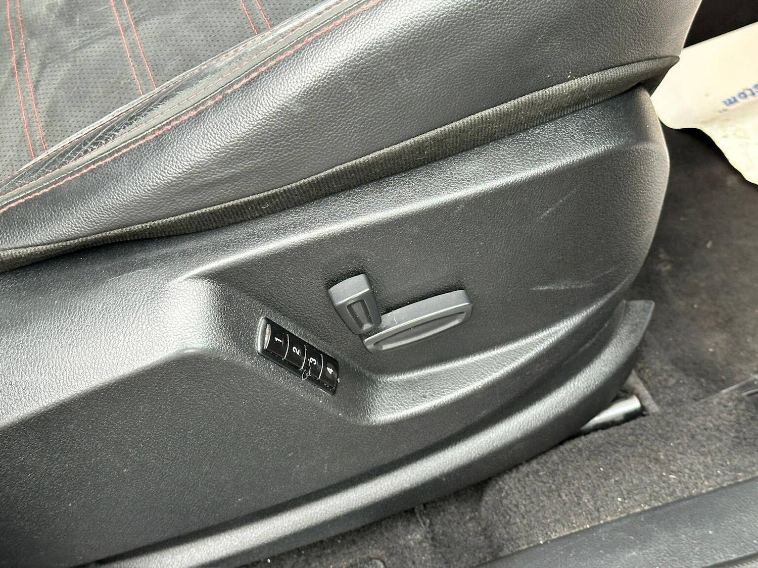 Used Ford S-Max 2011 for sale - 77357373: Photo 25