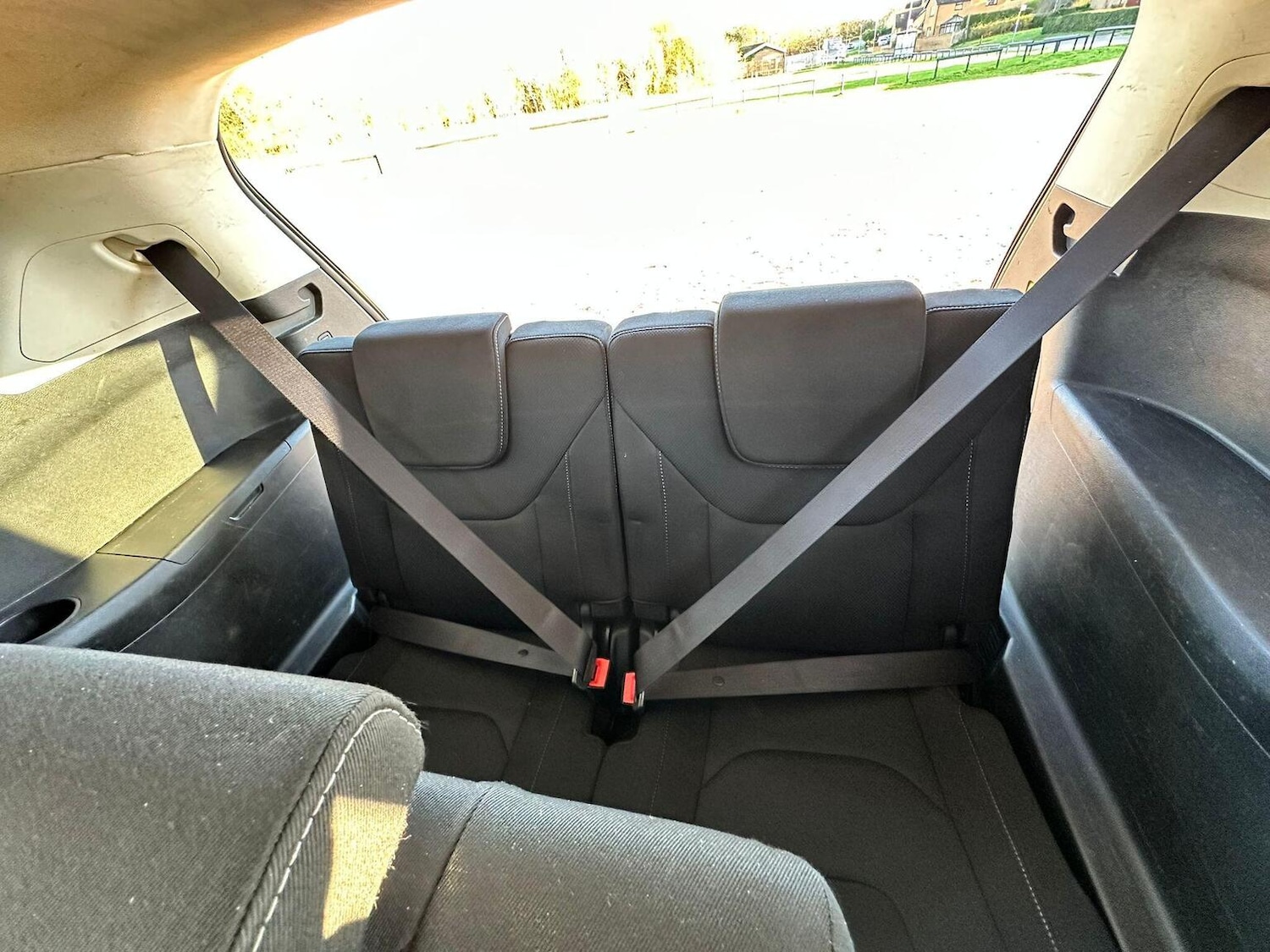 Used Ford S-Max 2015 for sale - 77173175: Photo 21