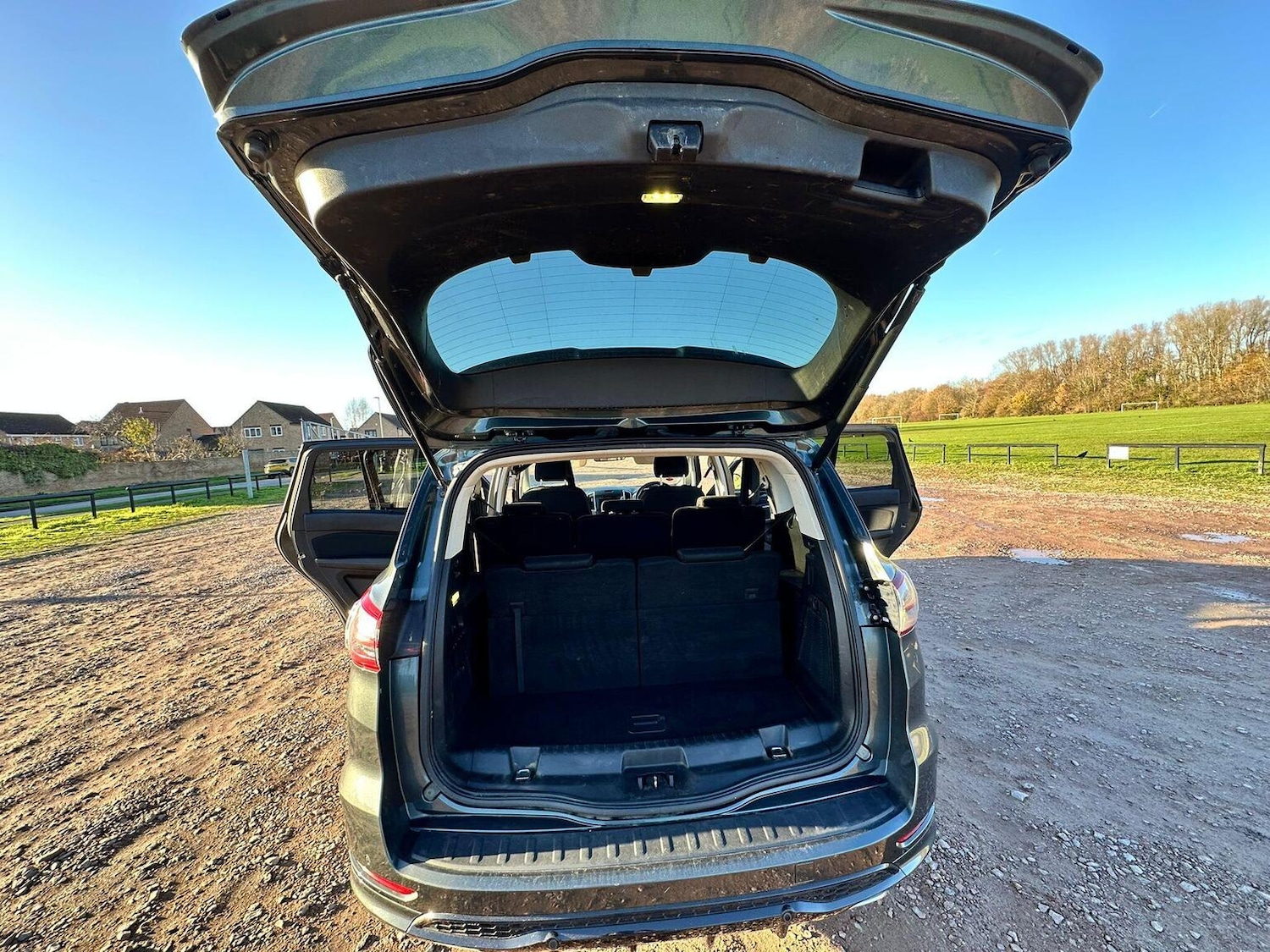 Used Ford S-Max 2015 for sale - 77173175: Photo 33