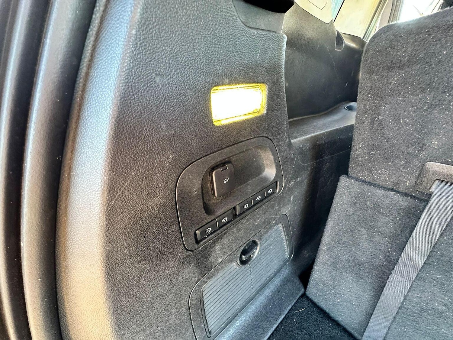 Used Ford S-Max 2015 for sale - 77173175: Photo 41