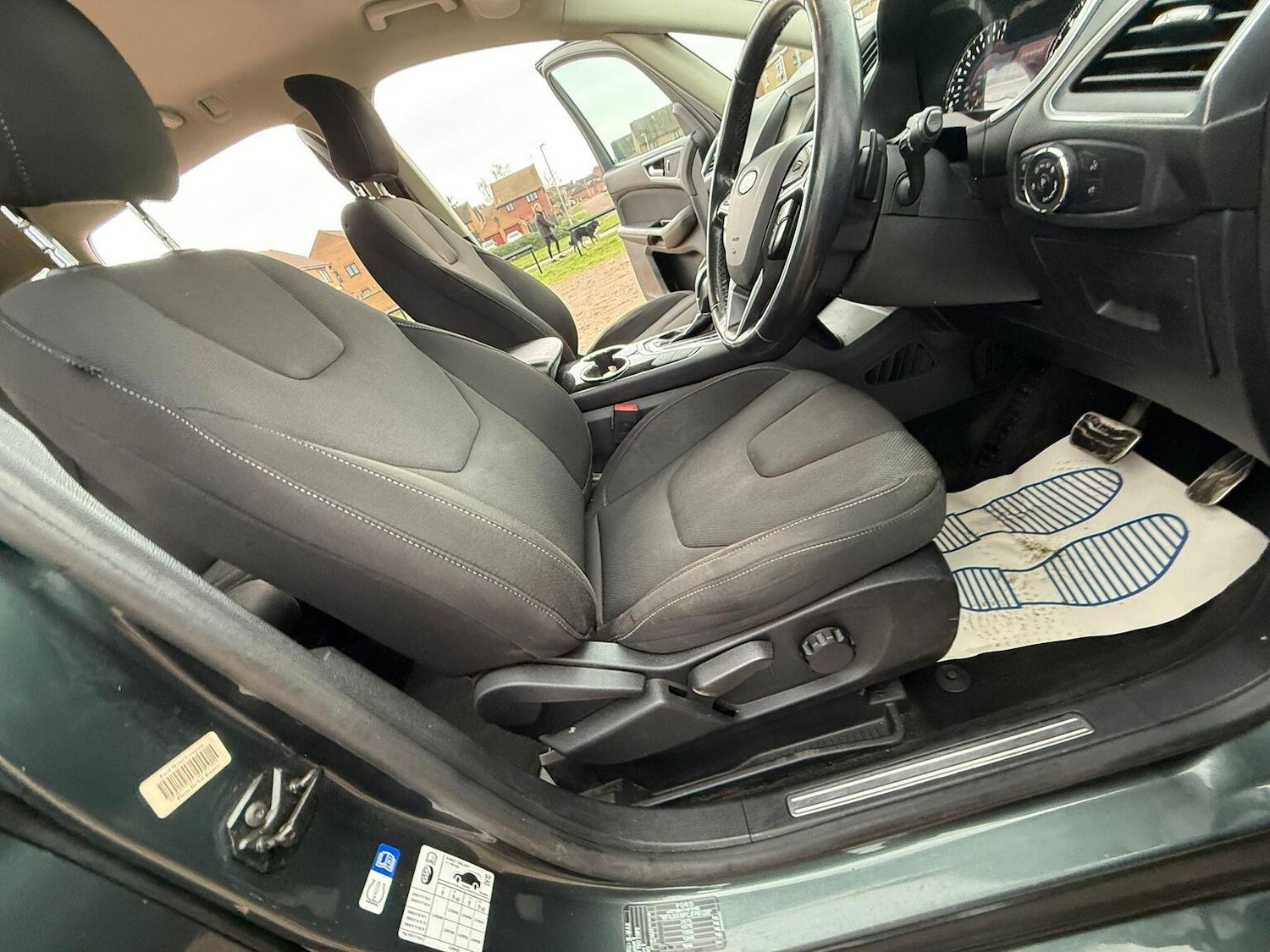 Used Ford S-Max 2015 for sale - 77173175: Photo 43