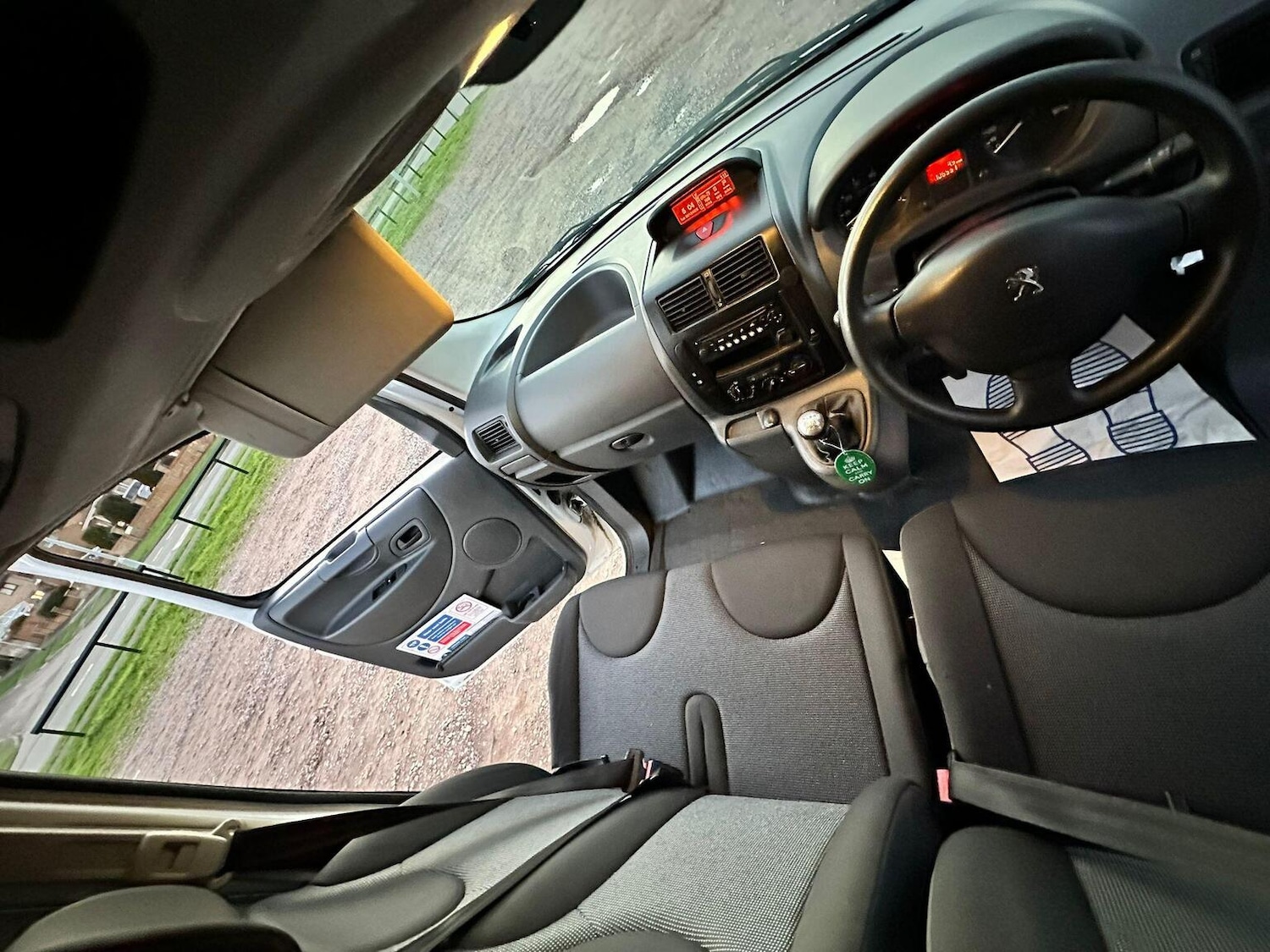 Used Peugeot Expert 2016 for sale - 76951097: Photo 17