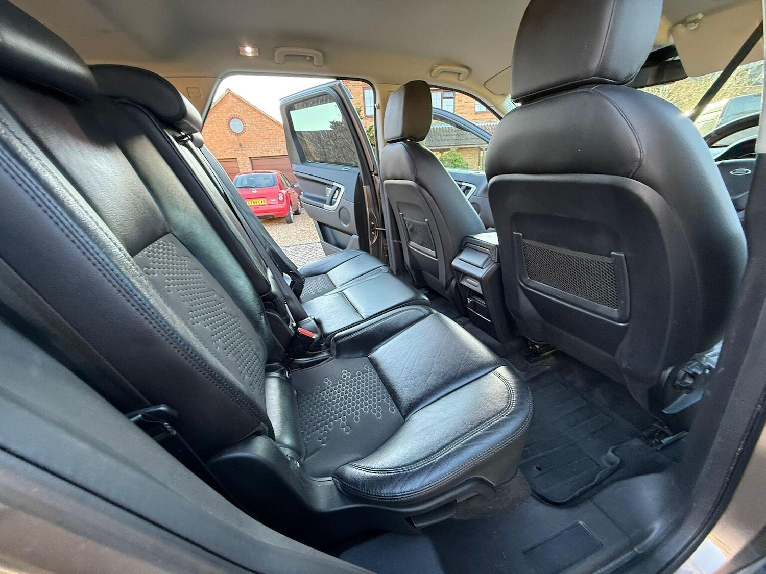 Used Land Rover Discovery Sport 2015 for sale - 77968769: Photo 23