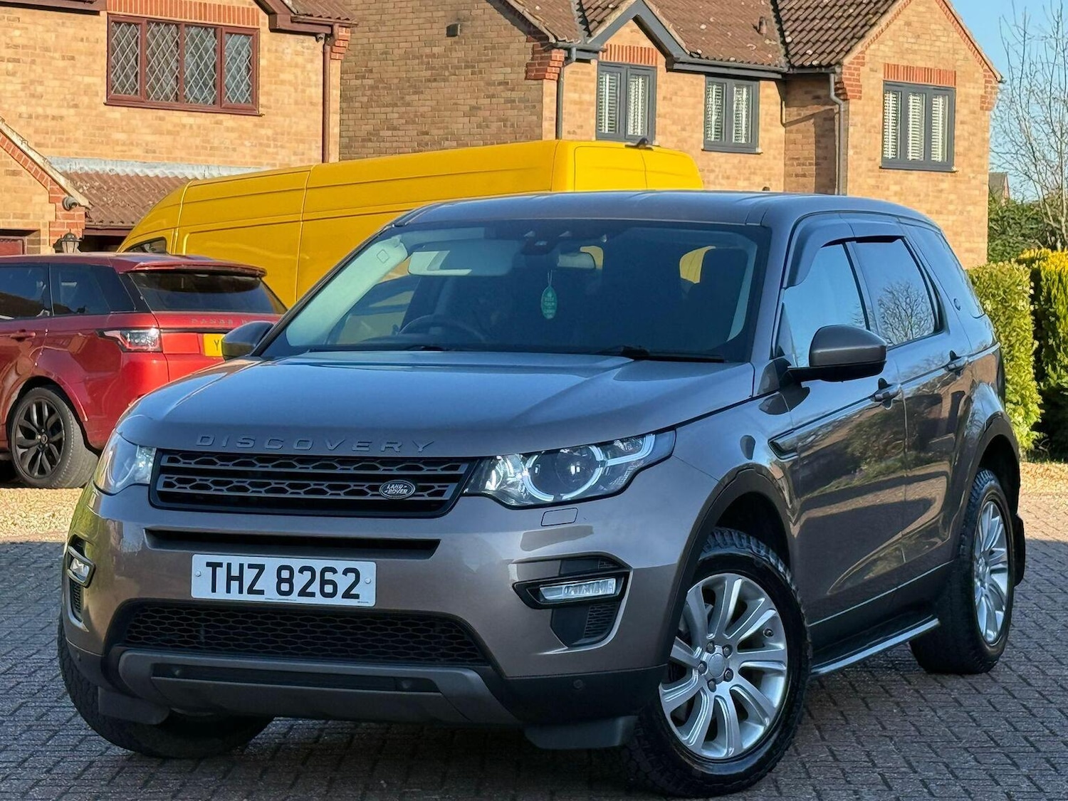 Used Land Rover Discovery Sport 2015 for sale - 77968769: Photo 3