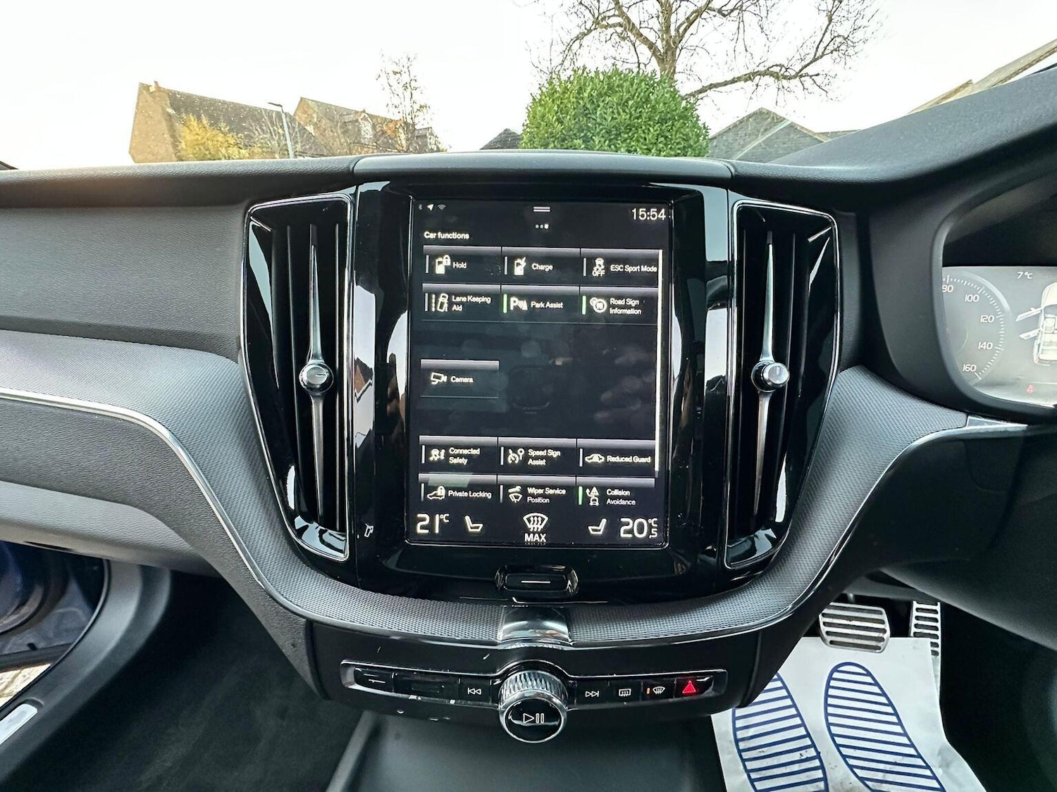 Used Volvo XC60 2018 for sale - 77173047: Photo 26