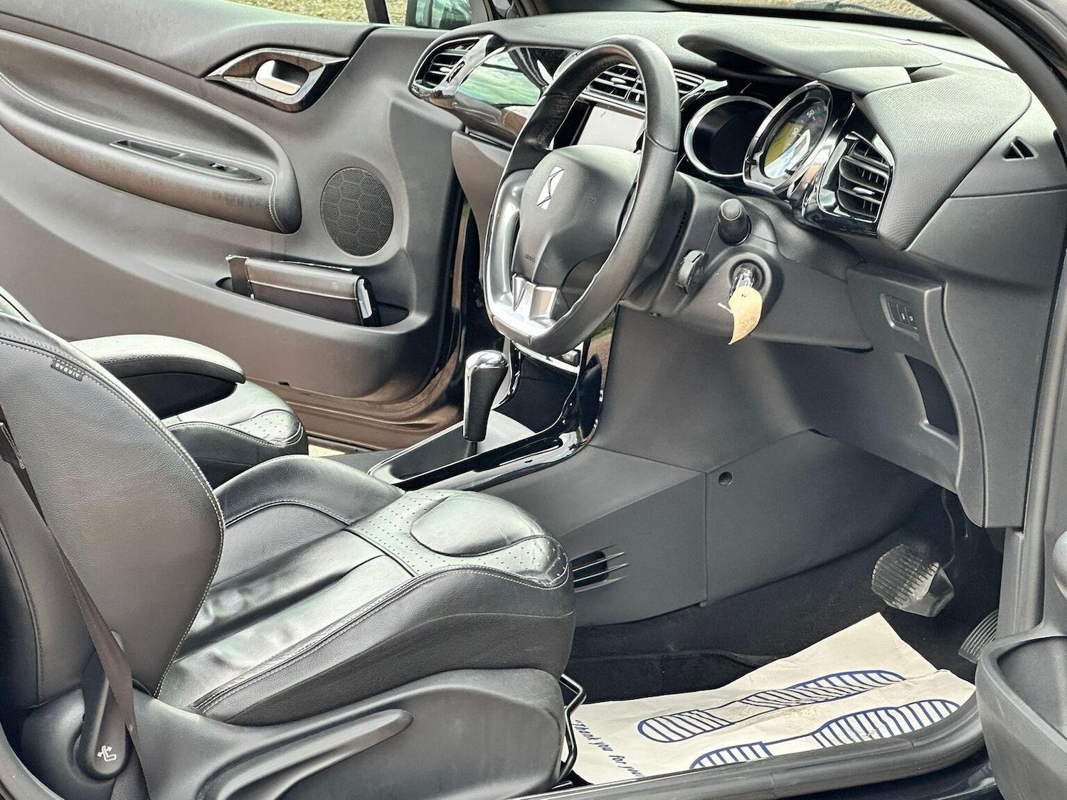 Used DS Automobiles DS 3 2015 for sale - 76565207: Photo 13