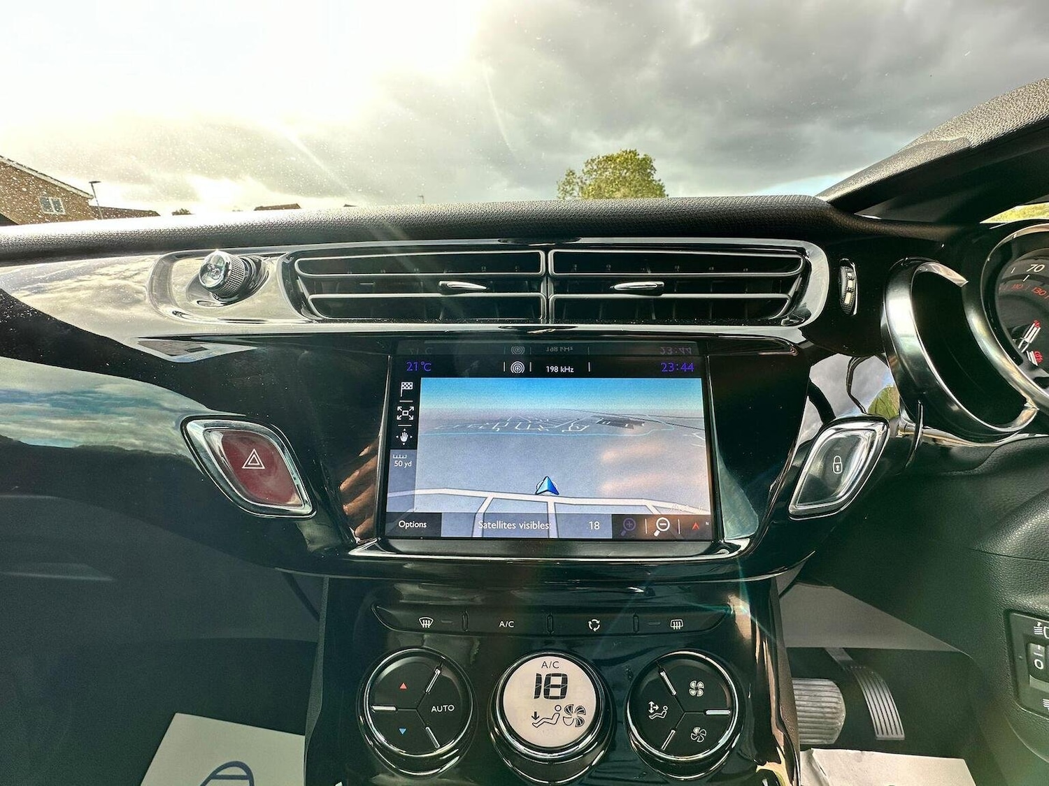 Used DS Automobiles DS 3 2015 for sale - 76565207: Photo 19