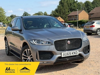 Used Jaguar F-Pace 2019 for sale - 79311516: Photo
