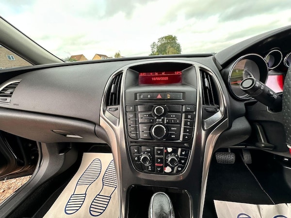 Used Vauxhall Astra 2010 for sale - 76225218: Photo 13