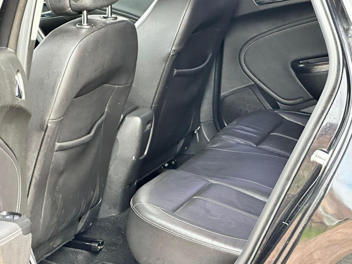 Used Vauxhall Astra 2010 for sale - 76225218: Photo 17