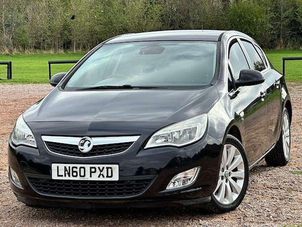 Used Vauxhall Astra 2010 for sale - 76225218: Photo 3