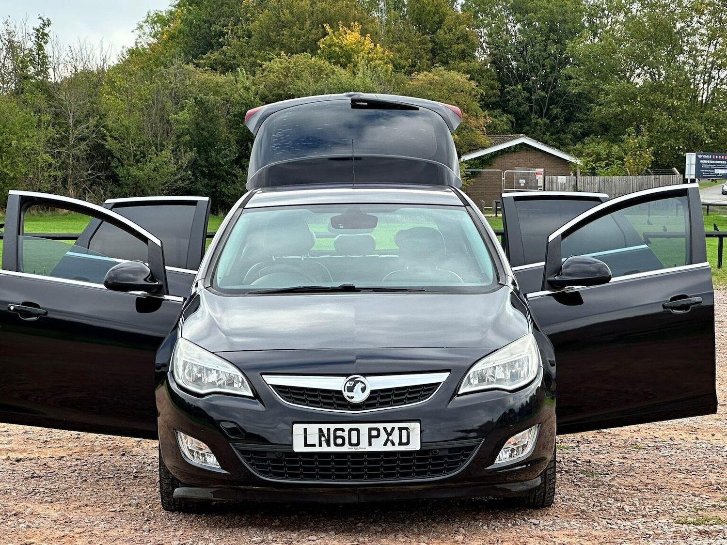 Used Vauxhall Astra 2010 for sale - 76225218: Photo 6