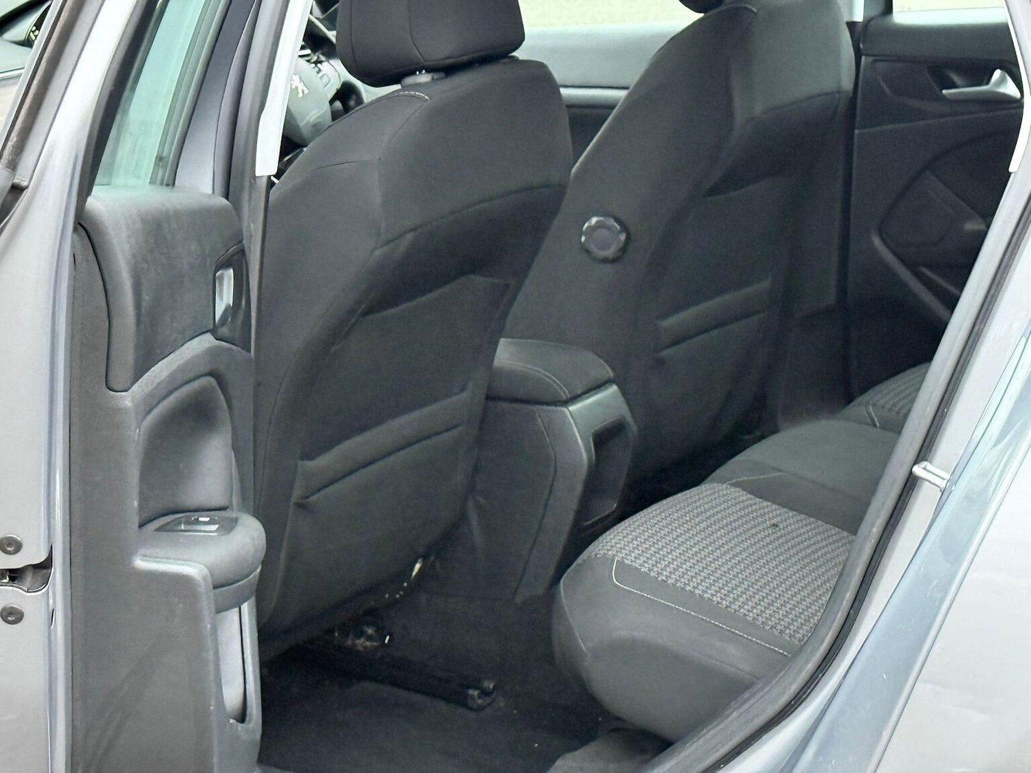 Used Peugeot 308 2017 for sale - 77643752: Photo 18