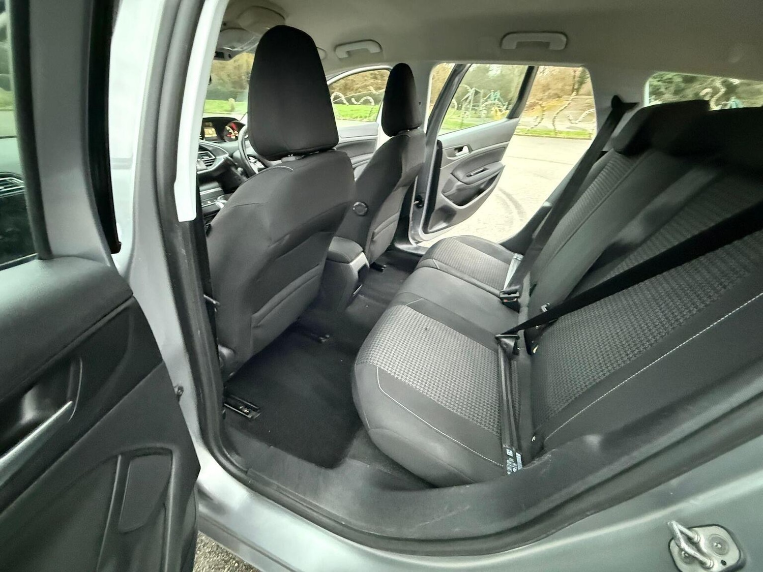 Used Peugeot 308 2017 for sale - 77643752: Photo 20