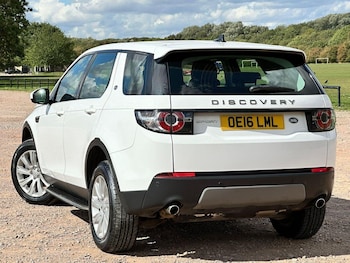 Used Land Rover Discovery Sport 2016 for sale - 76005629: Photo