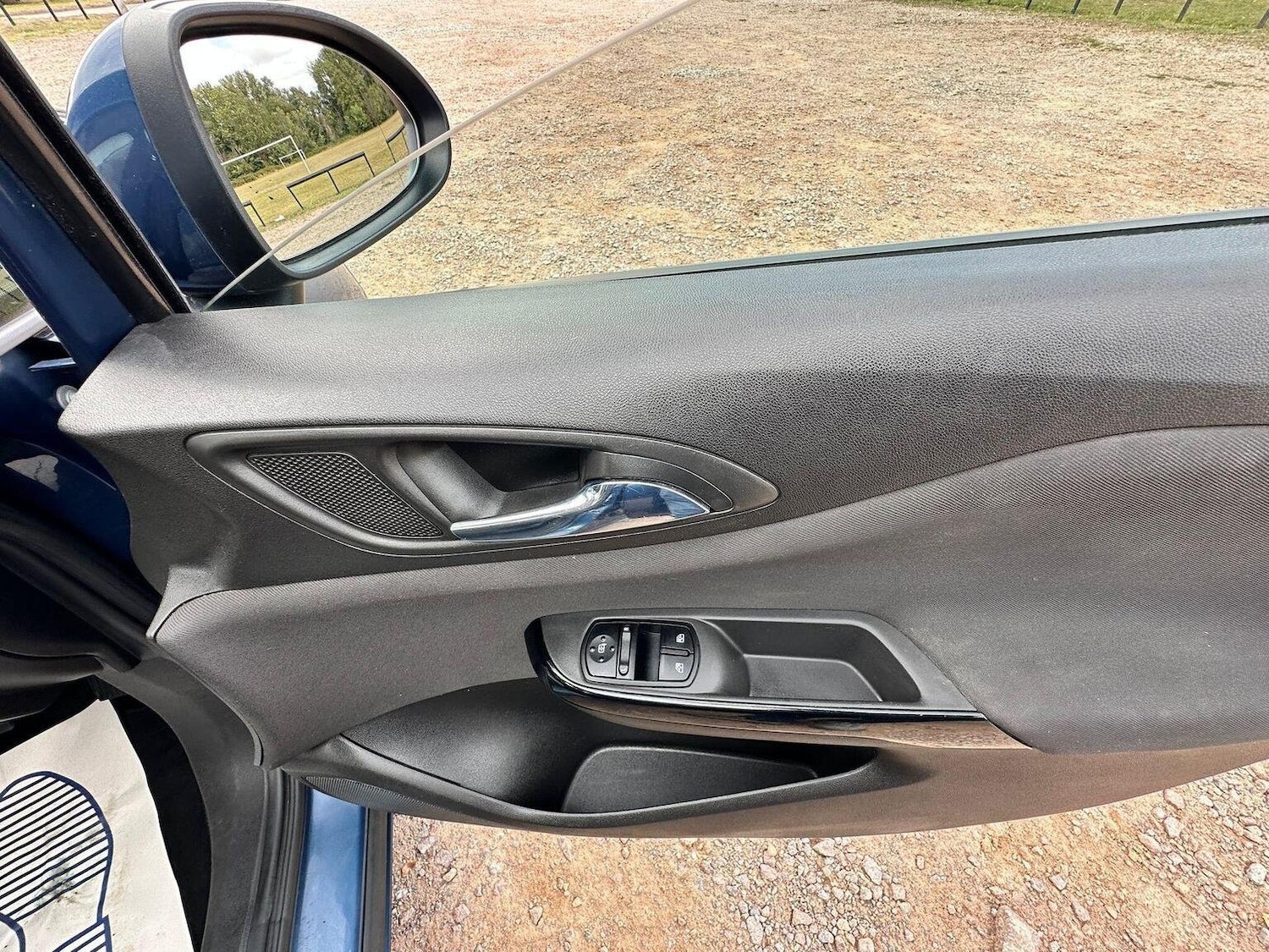 Used Vauxhall Corsa 2014 for sale - 76794320: Photo 24