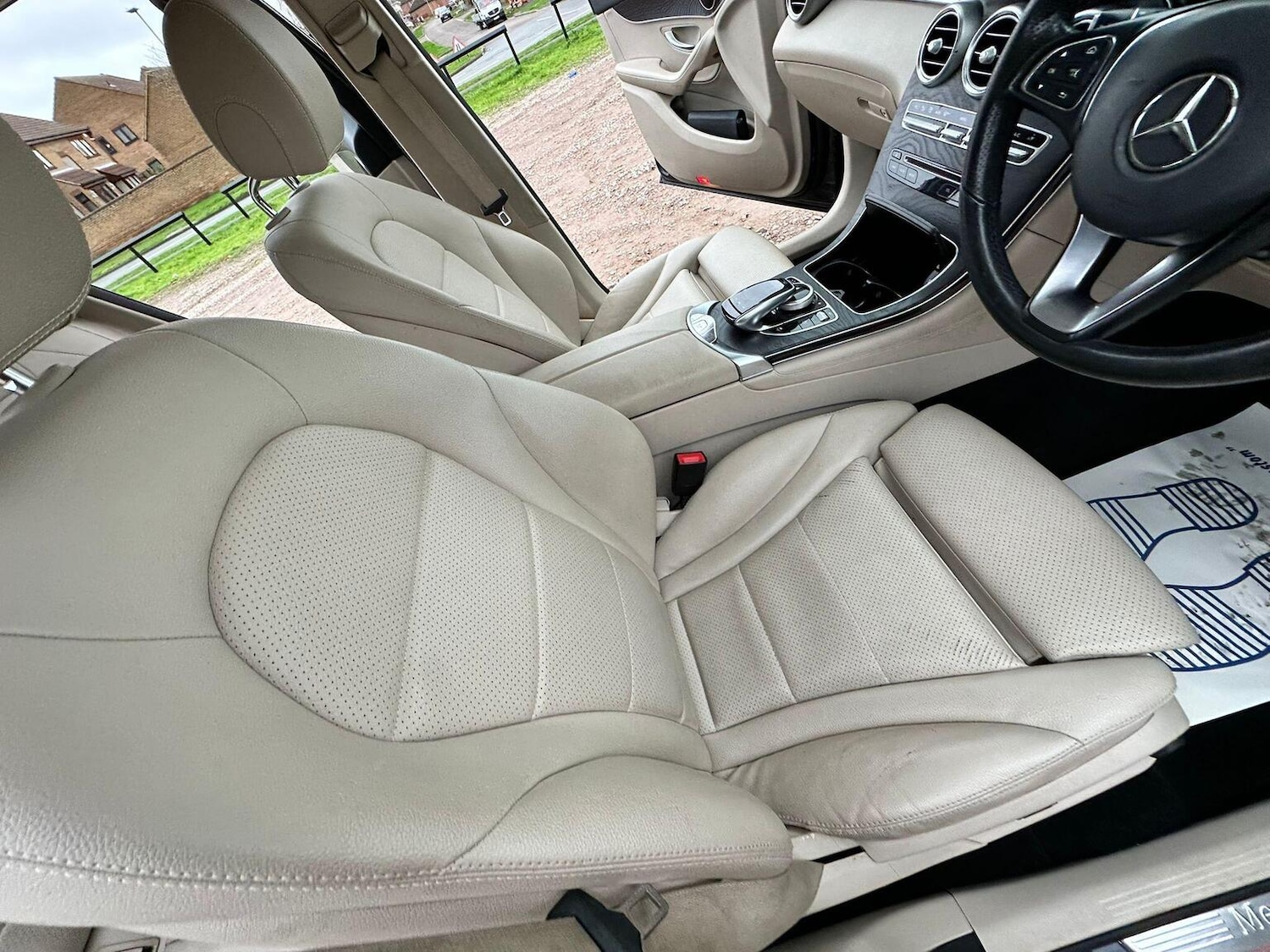 Used Mercedes-Benz GLC 2017 for sale - 76769711: Photo 32