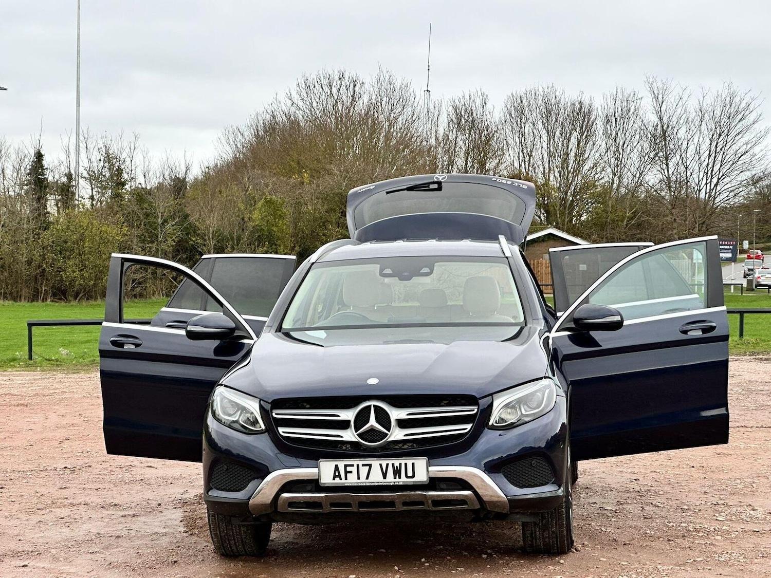 Used Mercedes-Benz GLC 2017 for sale - 76769711: Photo 5