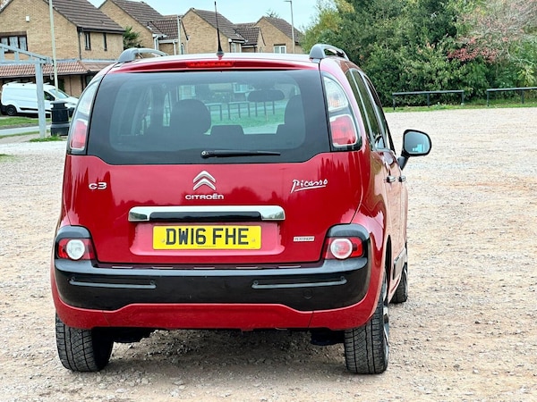 Used Citroen C3 Picasso 2016 for sale - 76293264: Photo 11