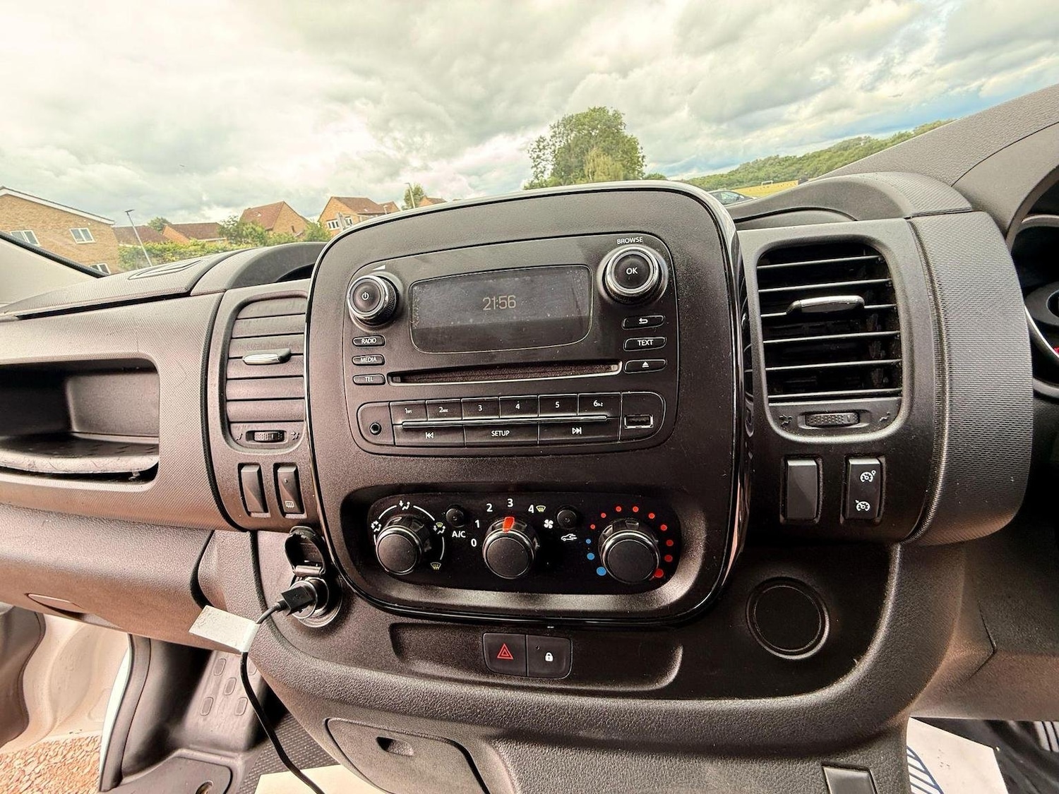 Used Vauxhall Vivaro 2017 for sale - 76093649: Photo 16