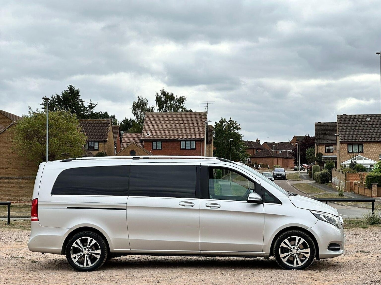 Used Mercedes-Benz V-Class 2017 for sale - 77173037: Photo 11