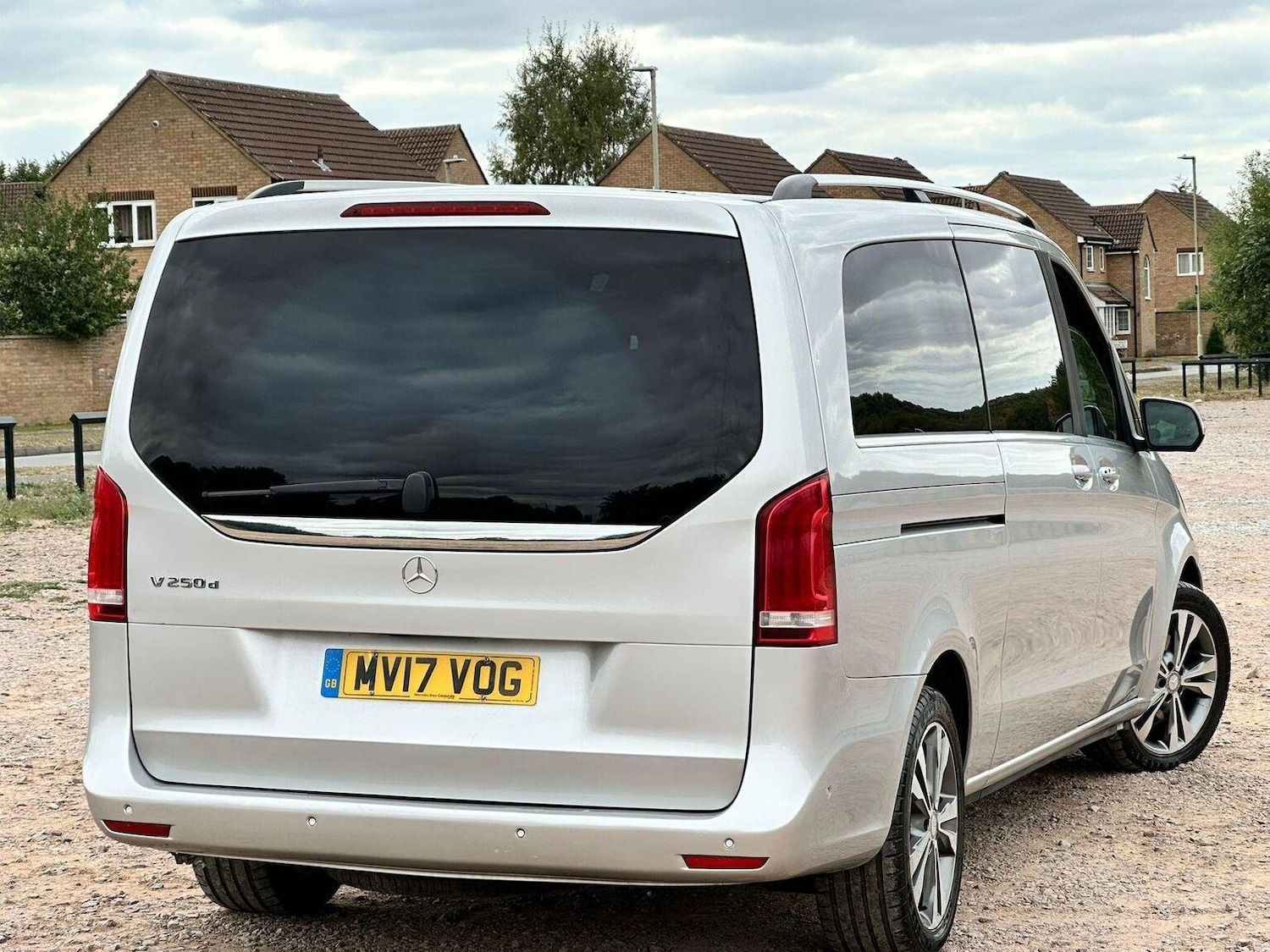 Used Mercedes-Benz V-Class 2017 for sale - 77173037: Photo 12