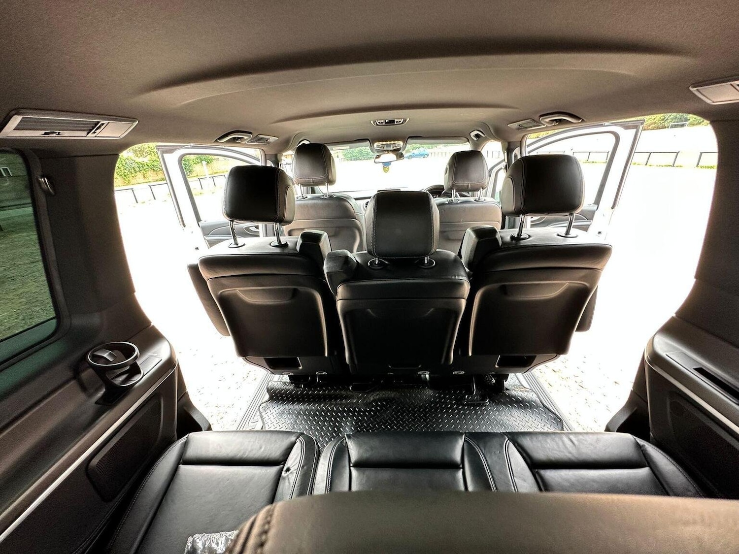 Used Mercedes-Benz V-Class 2017 for sale - 77173037: Photo 22